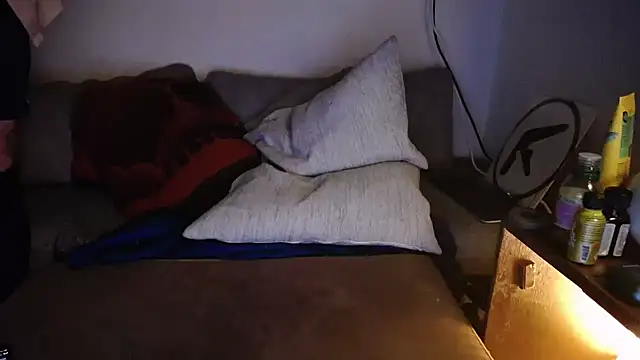 P4RtYBOII92 online show from February 11, 2026, 3:06 am