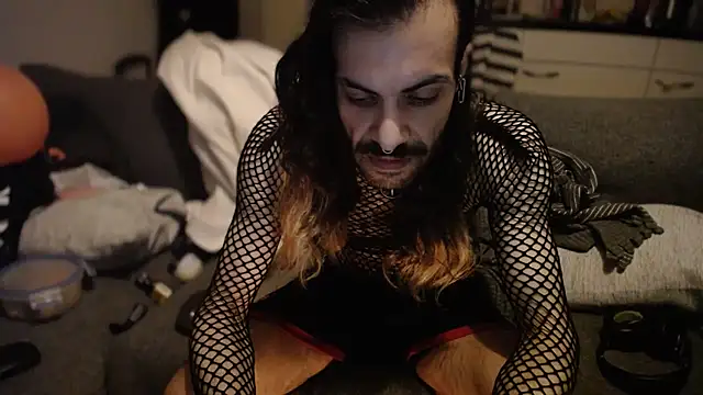 P4RtYBOII92 online show from September 25, 2025, 7:20 pm