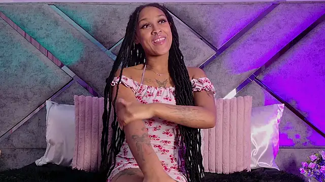 Snapshot of Elith_noa chatting on February 13, 2026, 7:47 pm Elith noa online show from February 13, 2026, 7:47 pm