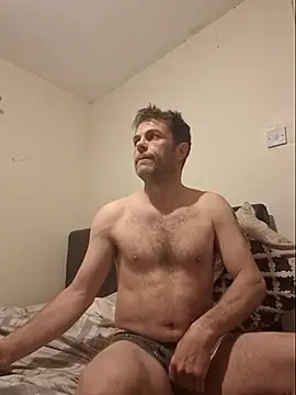 steb1980 online show from April 28, 2026, 10:47 pm