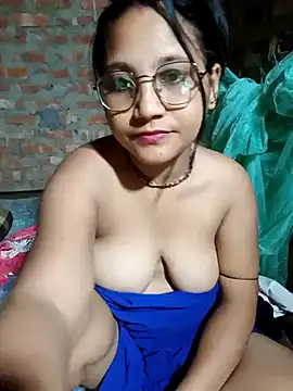 Cuterinki online show from May 29, 2026, 8:15 pm