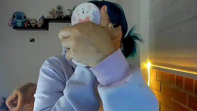 Snapshot of Shaddycute_ chatting on November 26, 2025, 10:59 am Shaddycute online show from November 26, 2025, 10:59 am