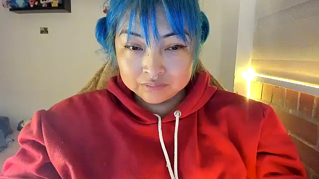 Snapshot of Shaddycute_ chatting on December 1, 2025, 10:05 am Shaddycute online show from December 1, 2025, 10:05 am