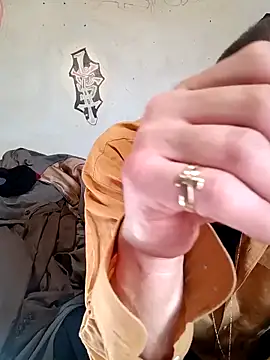 Snapshot of gettinit2wice chatting on February 20, 2025, 11:21 pm gettinit2wice online show from February 20, 2025, 11:21 pm