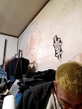 Snapshot of gettinit2wice chatting on January 22, 2025, 12:38 am gettinit2wice online show from January 22, 2025, 12:38 am