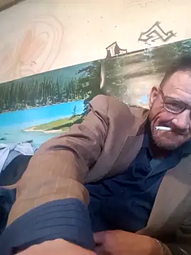 Snapshot of gettinit2wice chatting on March 18, 2025, 10:04 pm gettinit2wice online show from March 18, 2025, 10:04 pm