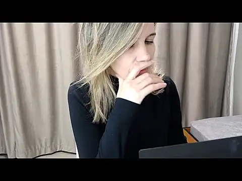 LustyDream4u online show from December 4, 2024, 12:52 pm