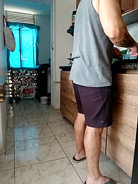 LEIRIS Y FRED 01 online show from February 17, 2026, 4:04 pm