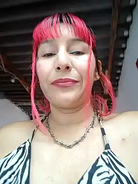 florecita9 online show from June 28, 2026, 4:46 pm