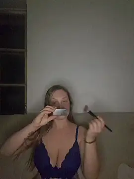 katiestevens online show from December 22, 2025, 10:54 pm