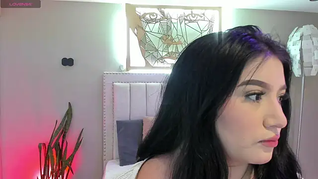  nina sweet online show from January 11, 2026, 12:01 pm