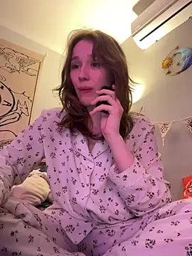 Baby Li  online show from January 19, 2025, 7:47 pm