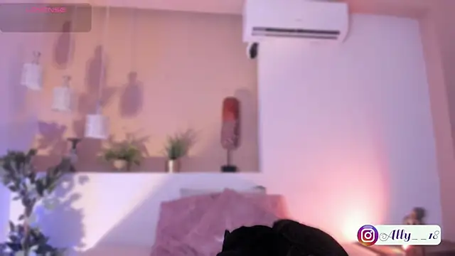 Snapshot of Ally_addams chatting on November 11, 2025, 3:45 am Ally addams online show from November 11, 2025, 3:45 am