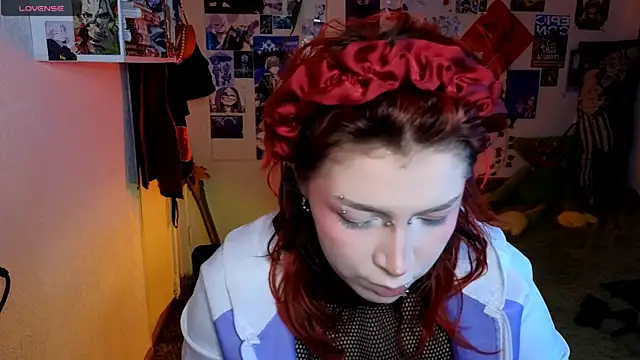 Alex Howell online show from November 22, 2025, 8:08 pm