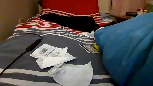 Snapshot of kollzCloudzz chatting on April 7, 2026, 9:55 am kollzCloudzz online show from April 7, 2026, 9:55 am