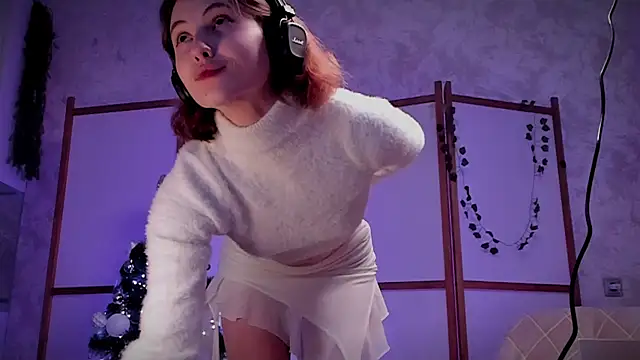 Snapshot of Devilina_V chatting on January 10, 2025, 12:04 pm Devilina V online show from January 10, 2025, 12:04 pm