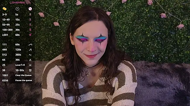 EkaterinaUpple online show from April 19, 2026, 6:10 pm