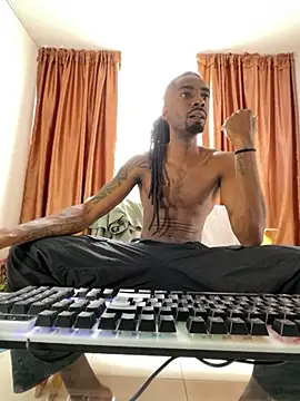 Malkon Big online show from February 13, 2026, 2:39 pm