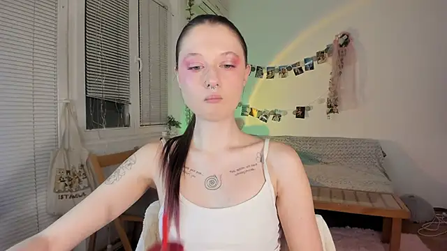 Snapshot of Jenny_darling_love chatting on January 23, 2025, 7:07 pm Jenny darling love online show from January 23, 2025, 7:07 pm