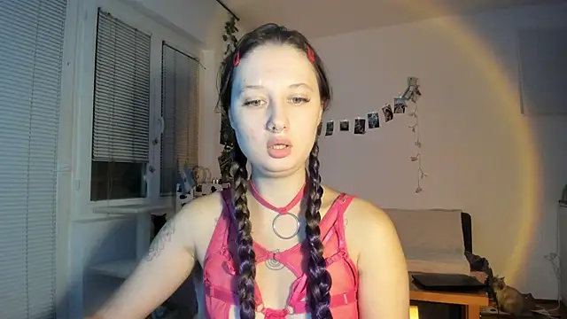 Jenny darling love online show from November 9, 2025, 7:07 pm