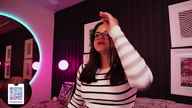 Sophia wilsonn  online show from April 9, 2026, 10:43 am