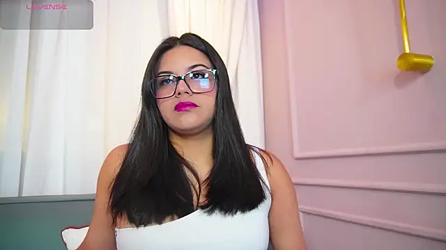 Sophia wilsonn  online show from September 19, 2025, 11:14 am