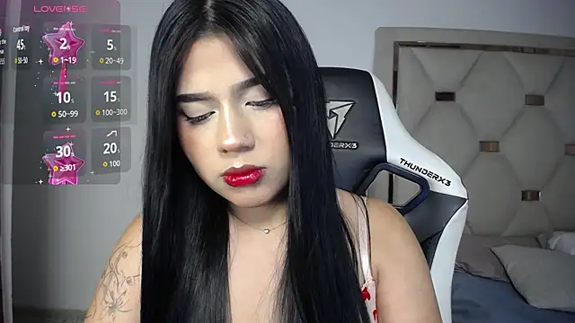 Ashley piinkk  online show from July 18, 2026, 5:27 am