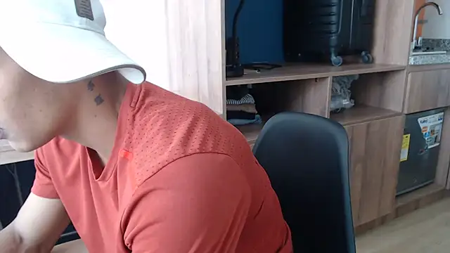 Jhonyblack 1 online show from February 6, 2026, 7:21 pm