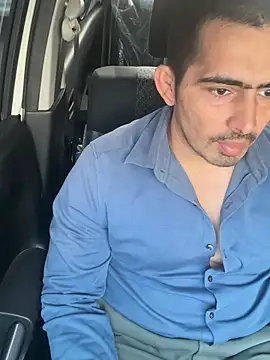 shivani0999 online show from February 19, 2026, 3:47 am