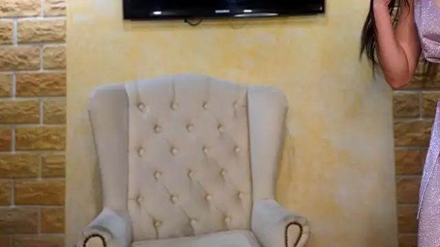 ashleyroy 1 online show from December 11, 2024, 3:26 pm