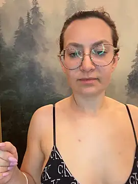 Snapshot of ladoucedu34 chatting on March 12, 2026, 10:25 pm ladoucedu34 online show from March 12, 2026, 10:25 pm