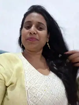 Rasmalai786 online show from April 10, 2026, 6:37 pm