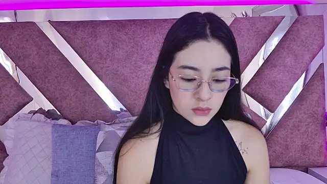 Susa1userma  online show from June 9, 2026, 11:44 am