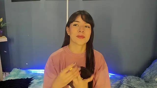 Snapshot of Susa1userma_ chatting on February 19, 2026, 12:35 pm Susa1userma online show from February 19, 2026, 12:35 pm