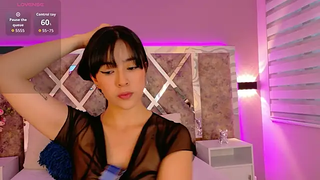 Snapshot of Susa1userma_ chatting on October 29, 2025, 7:24 pm Susa1userma online show from October 29, 2025, 7:24 pm