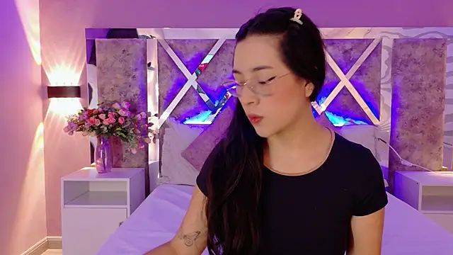 Snapshot of Susa1userma_ chatting on March 24, 2026, 11:32 am Susa1userma online show from March 24, 2026, 11:32 am