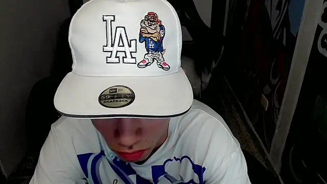 Snapshot of bby_santi chatting on February 13, 2025, 7:21 pm bby santi online show from February 13, 2025, 7:21 pm