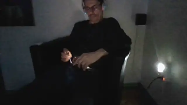 Minm666 online show from March 18, 2026, 9:37 pm