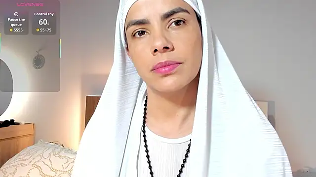 ClaraMariaMon online show from March 16, 2026, 4:10 pm