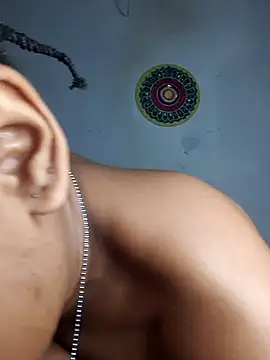 hot-tandy online show from December 17, 2025, 8:08 am