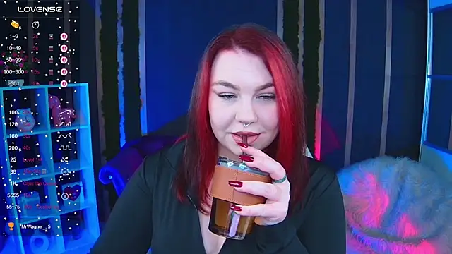 Snapshot of Lilumytrend chatting on November 25, 2025, 12:05 pm Lilumytrend online show from November 25, 2025, 12:05 pm