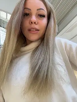 Highschoolpussy online show from November 18, 2025, 10:29 am