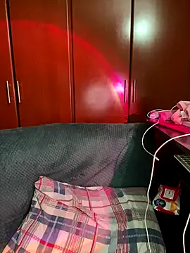 Snapshot of KittieCatty chatting on September 10, 2025, 12:20 am KittieCatty online show from September 10, 2025, 12:20 am