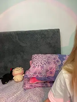 Snapshot of KittieCatty chatting on October 15, 2025, 2:54 am KittieCatty online show from October 15, 2025, 2:54 am