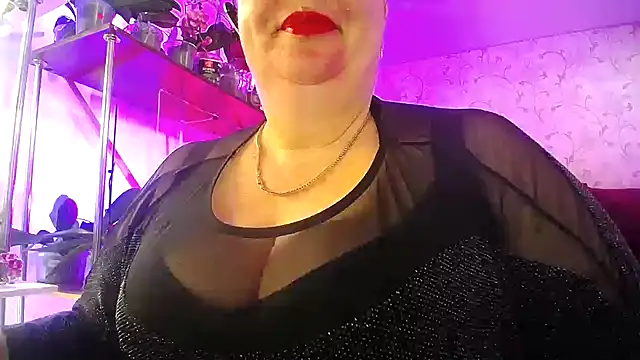  Sweet Woman online show from April 12, 2026, 5:54 am