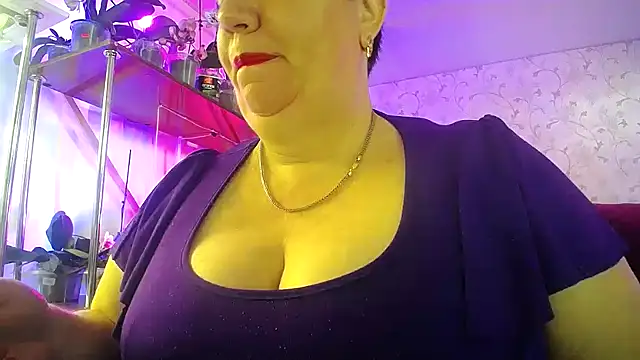  Sweet Woman online show from April 18, 2026, 6:05 am