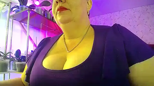  Sweet Woman online show from June 19, 2026, 7:25 am