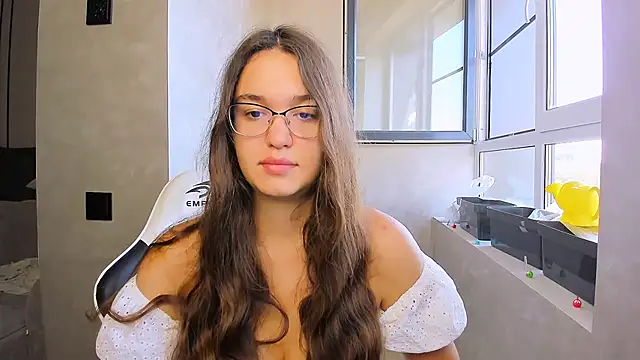 fancy bunny online show from September 24, 2025, 9:16 am