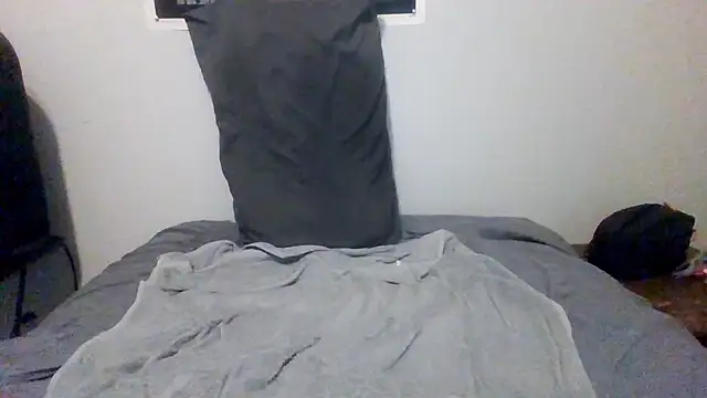 WatchinU82 online show from February 11, 2026, 5:40 am