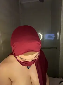 Snapshot of amaal_ chatting on February 20, 2026, 11:06 pm amaal online show from February 20, 2026, 11:06 pm